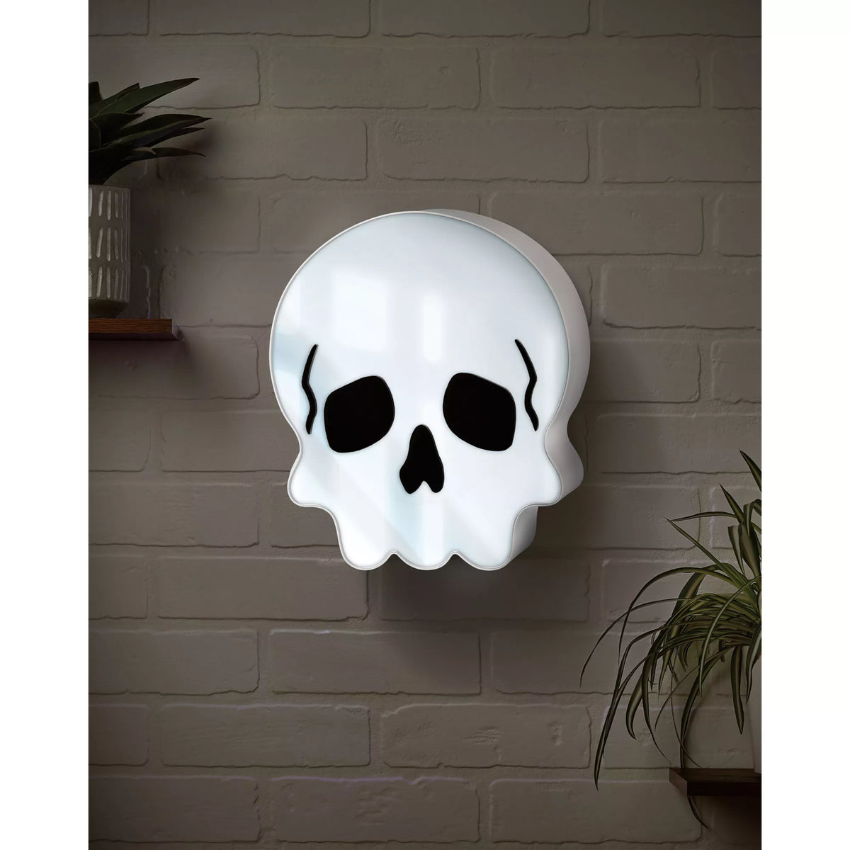 Light-Up Skull Infinity Mirror